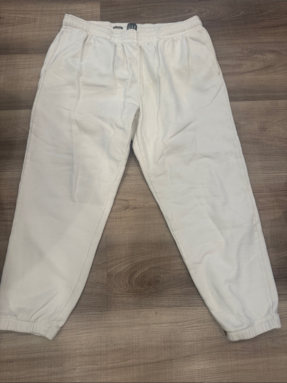 Gap white jogger